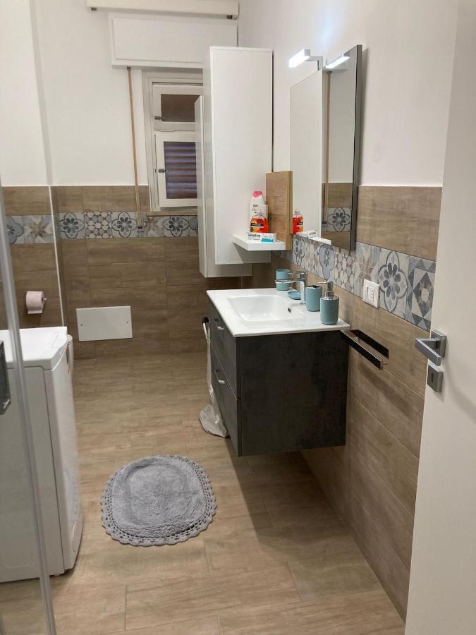 Casa Vacanze Monroe باليرمو المظهر الخارجي الصورة