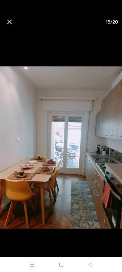 Casa Vacanze Monroe باليرمو المظهر الخارجي الصورة